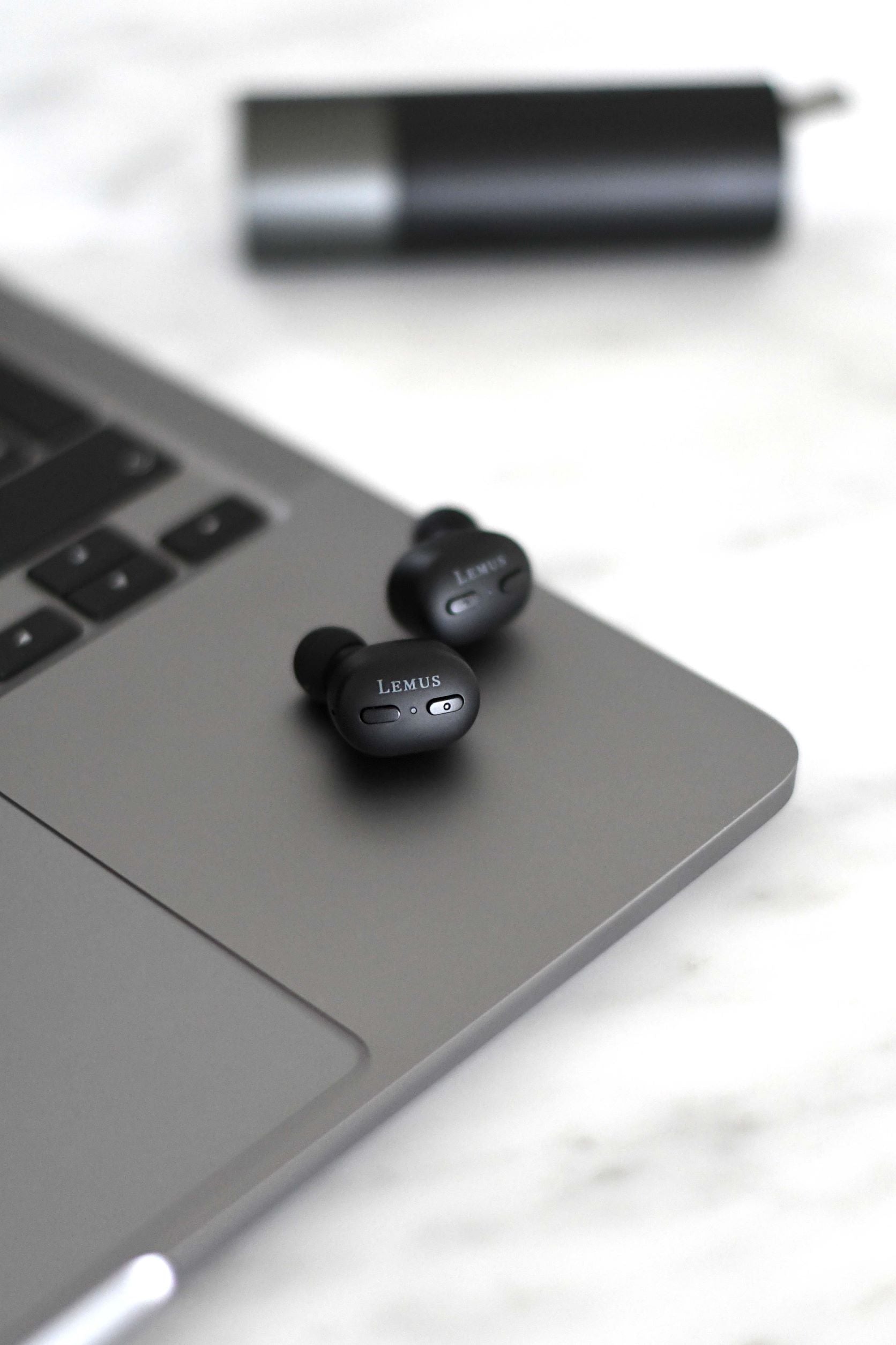EarSound 2.0 Pro langattomat bluetooth® nappikuulokkeet musta | LEMUS
